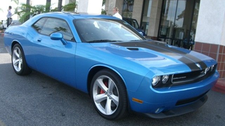 Car Dealer Trying To Screw Enthusiast Out Of Challenger SRT8 Auction?